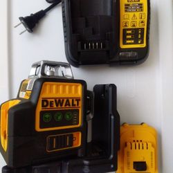 DeWalt Self Leveling Laser 