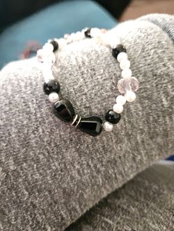 Bracelet (glass beaded)
