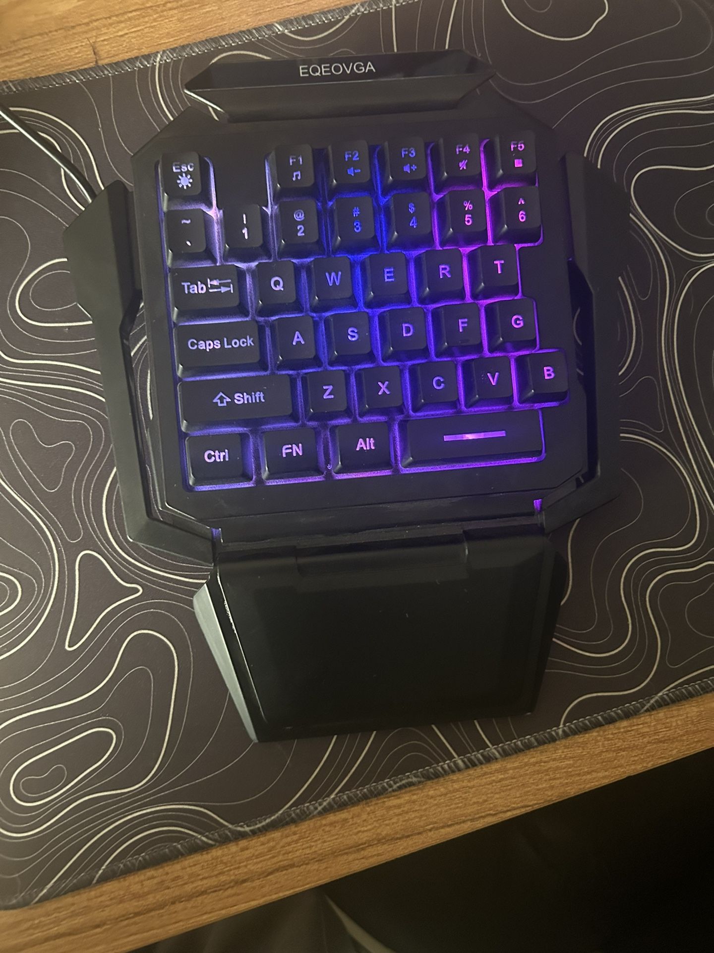 One handed gaming keyboard