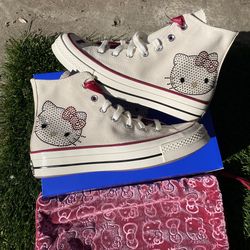 Hello Kitty x Swarovski Converse