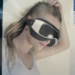 Portable Eye massager with 6 heated modes