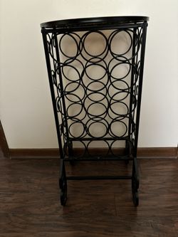 Glass top standing wine rack
