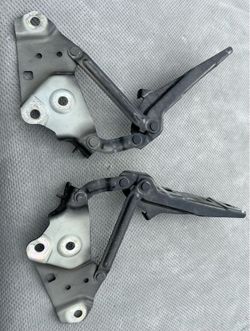 Chevrolet Camaro Hood hinges