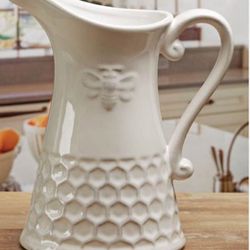 White Honeycomb & Embossed Bee Pitcher