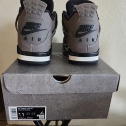 Jordan Retro 4 Cavestone Size 11 Mens