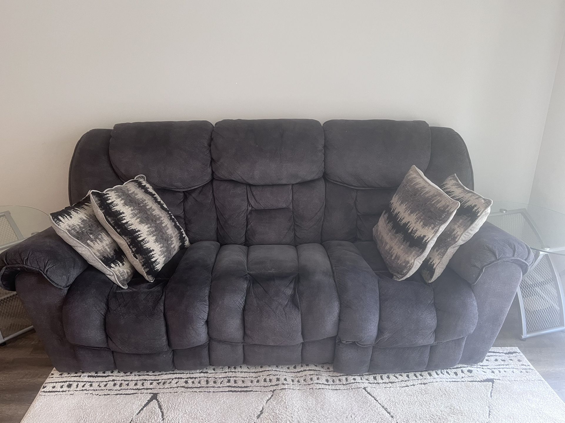 3 Seat Recliner Couch (pillows Included)