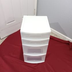 Plastic Drawers In Organizers In Drawers In Storage Bins In Storage Containers In Great Condition 