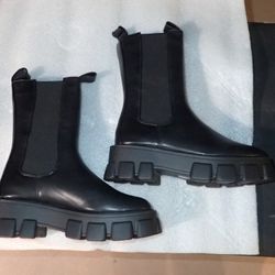 Black Faux Leather Chunky Chelsea Boots Size 10