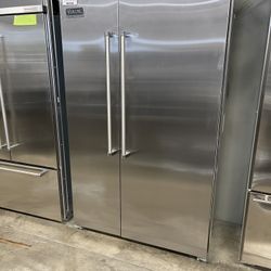VIKING 48 INCH WIDE BUILT IN REFRIGERATOR 
