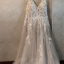 wedding dress 
