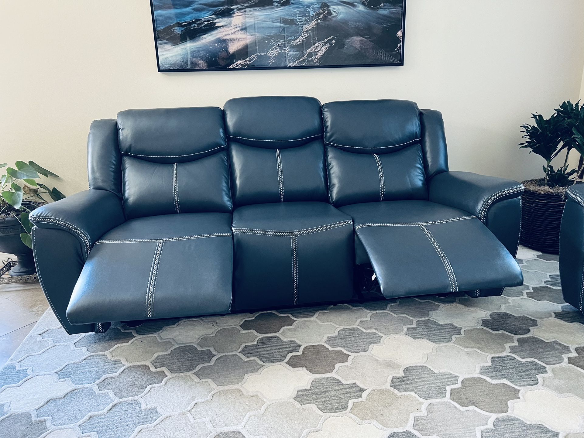 Beautiful Brand New High Quality Deep Blue Dual Reclining Sofa 