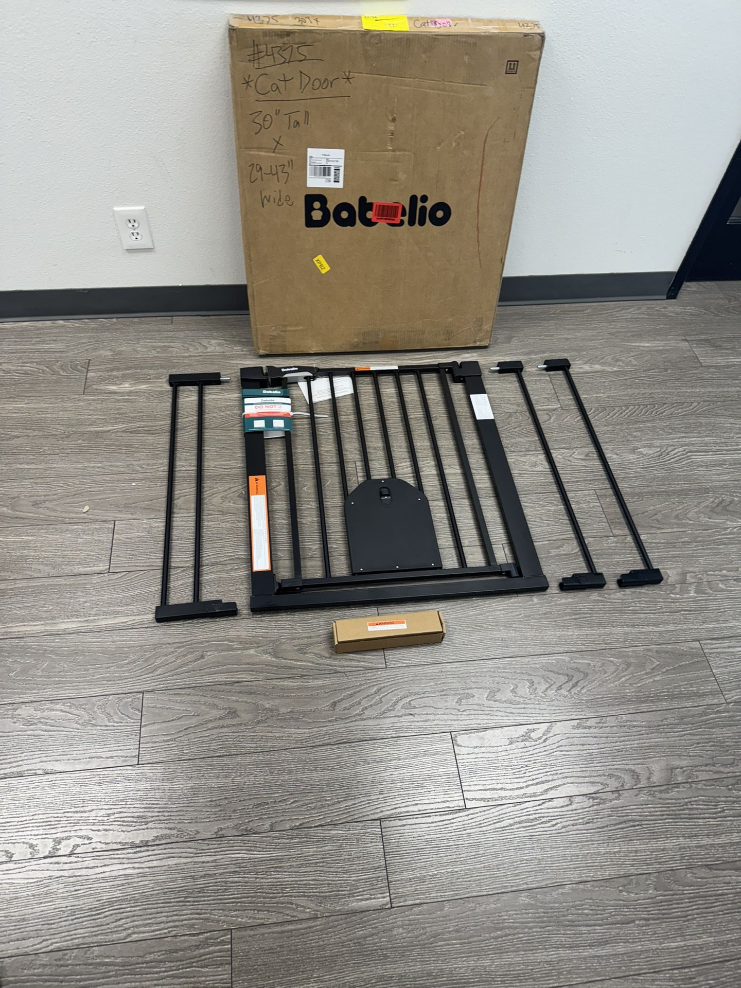 $30 #4375 (30” Tall X 29-43” Wide) With Adjustable Cat Door / Babelio Black Safety Gate For Dog Or Baby