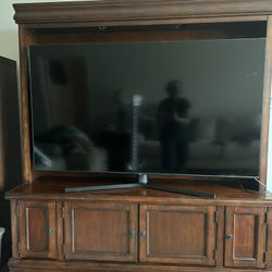 Wooden Tv Stand 