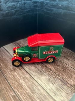 Fuller's Brewery Diecast Vintage Delivery Trucks