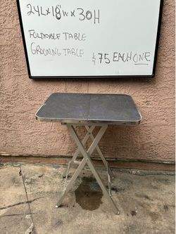 Grooming table