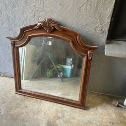 Mirror That Came Off A Dresser