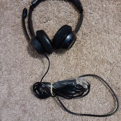 Headset With Noise Cancelling & Microphone