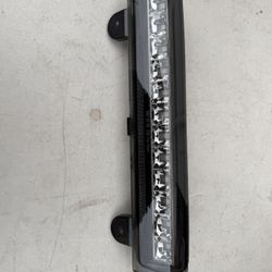 Tahoe Suburban GMC Yukon XL 1(contact info removed) 3rd break light year 2000 to 2006