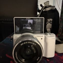 Sony A5100