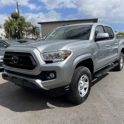 2022 Toyota Tacoma - Clean Title - $1499 Down 