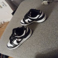 Nike Shoes Size 8.5