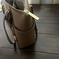 Michael Kors Authentic 