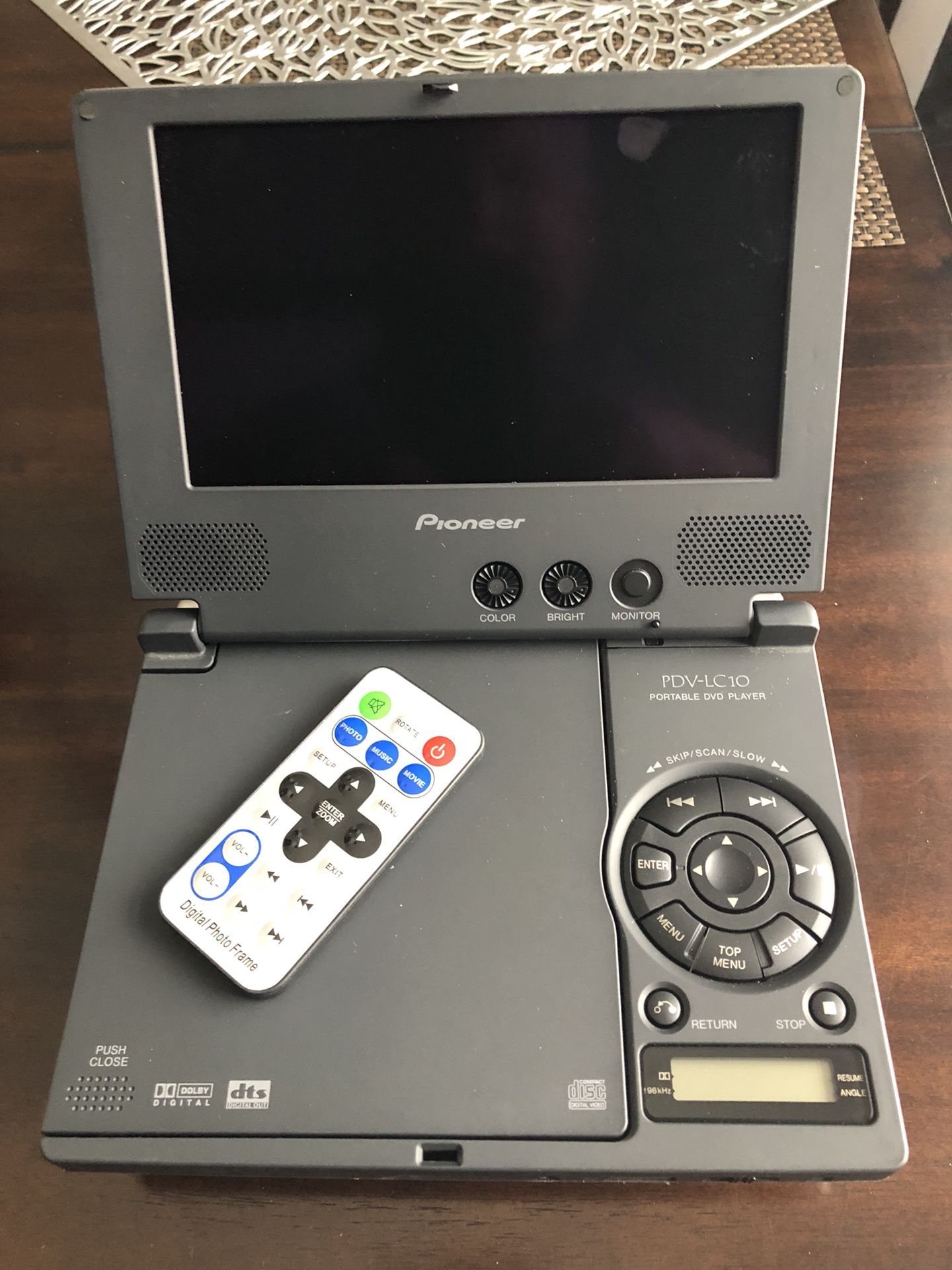 Pioneer portable personal DVD player