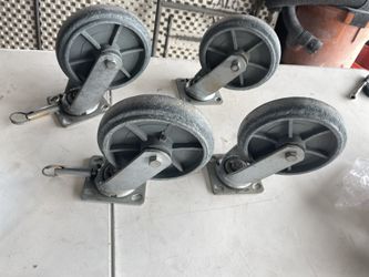 Set De Llantas Para  Mesas