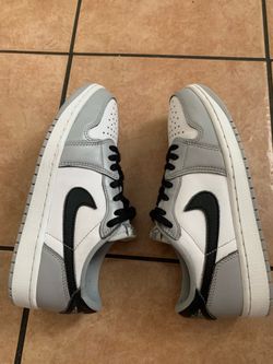 Jordan 1 retro low OG barons