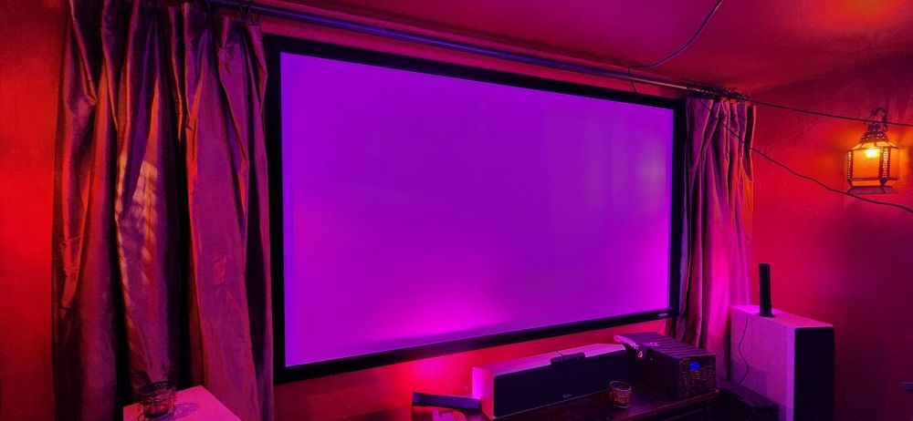 Carada 92" Criterion 16x9 Projection Screen