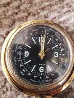 Elgin vintage alarm clock . Home or travel ...
