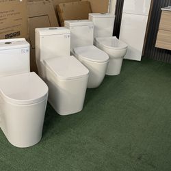 One Piece Toilet 