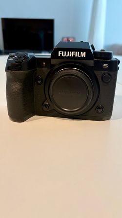 Fujifilm X-H2S Mirrorless Camera Body