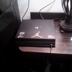 PlayStation 4 $150 BO 