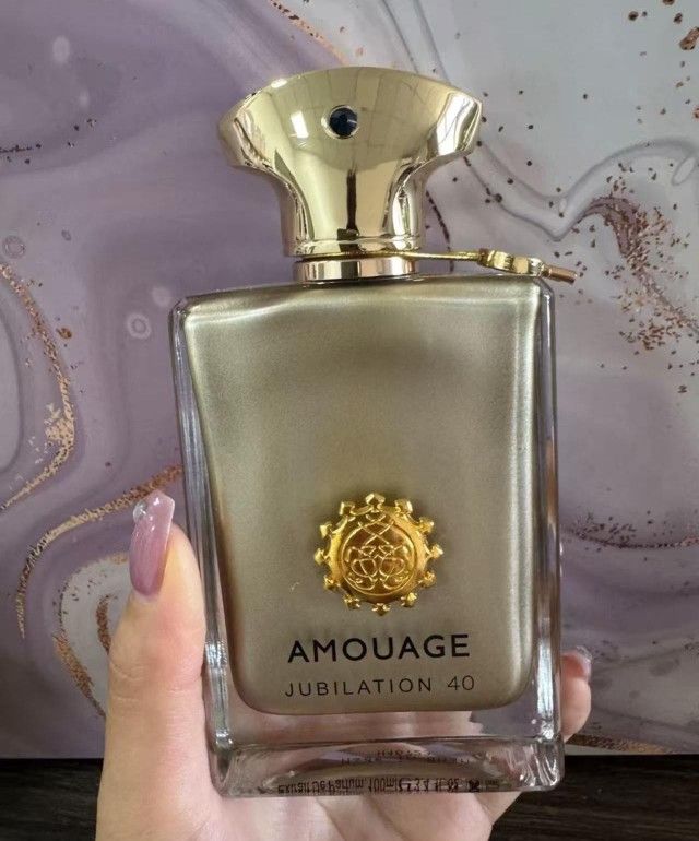 Amouage Jubilation 40 perfume