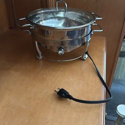 Two electric chafing dishes with glass lid