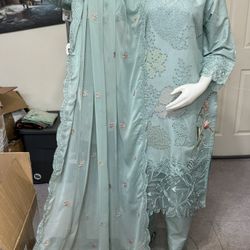 Sale / Cotton Party Wear Dress