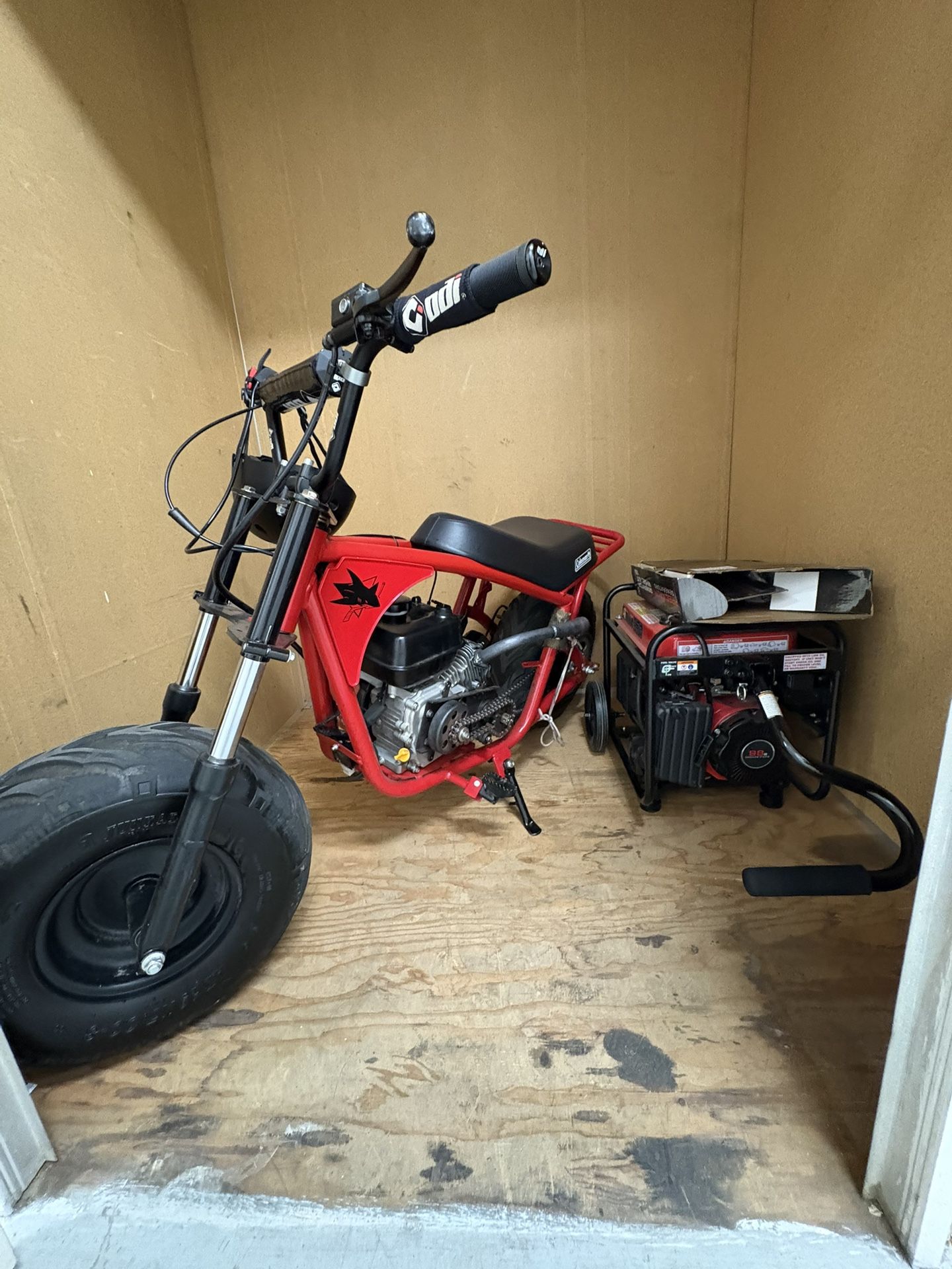 Coleman B200r $800 