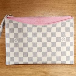 Pink/Cream Checkered Wristlet/Purse ~New! -9.5 x 6.5