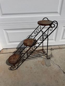 3-Tier Wrought Iron Plant Stand – Vintage Rustic Garden Decor