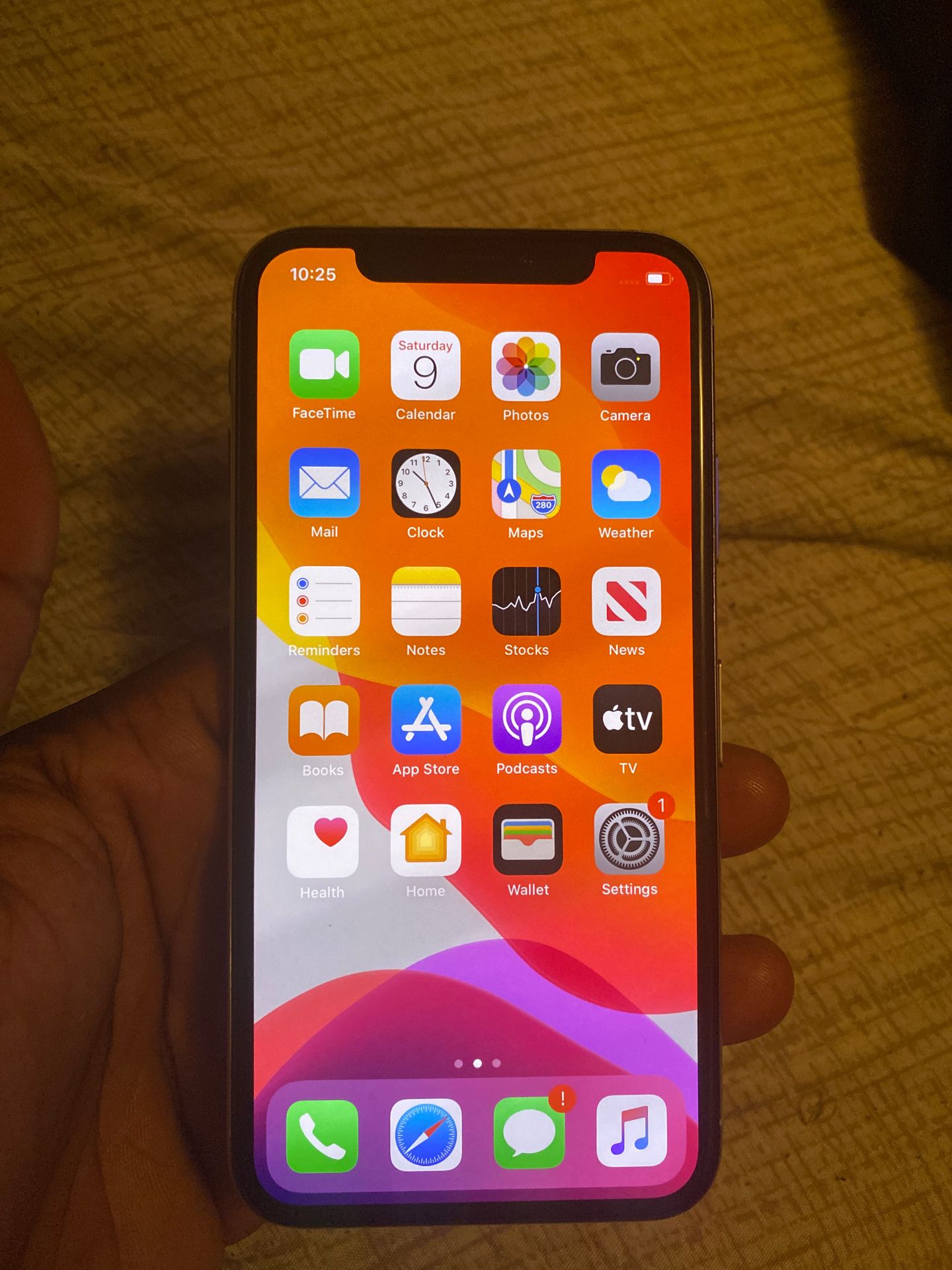 IPHONE X, SILVER, 64GB UNLOCKED