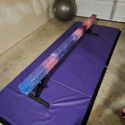 Balance beam and mat