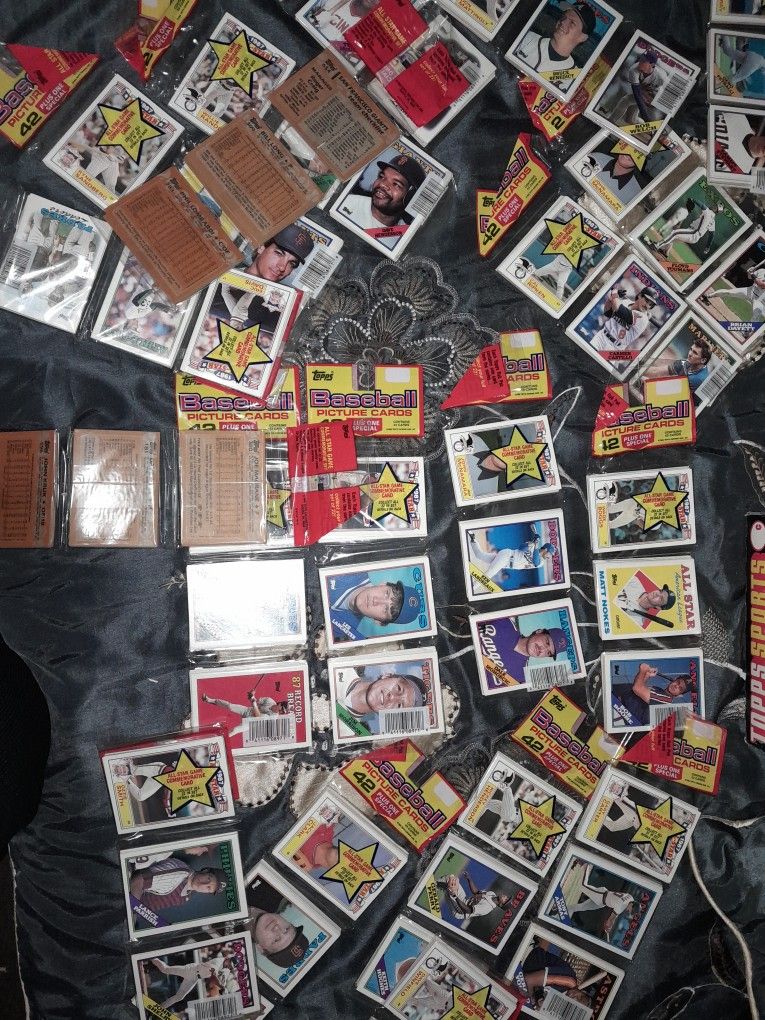 1(contact info removed) Topps Baseball Cards..