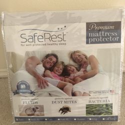 Twin Size Bed SafeRest Premium Mattress Protector