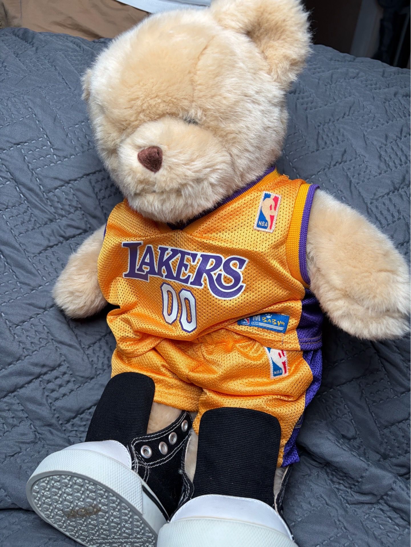 Lakers vintage build a bear