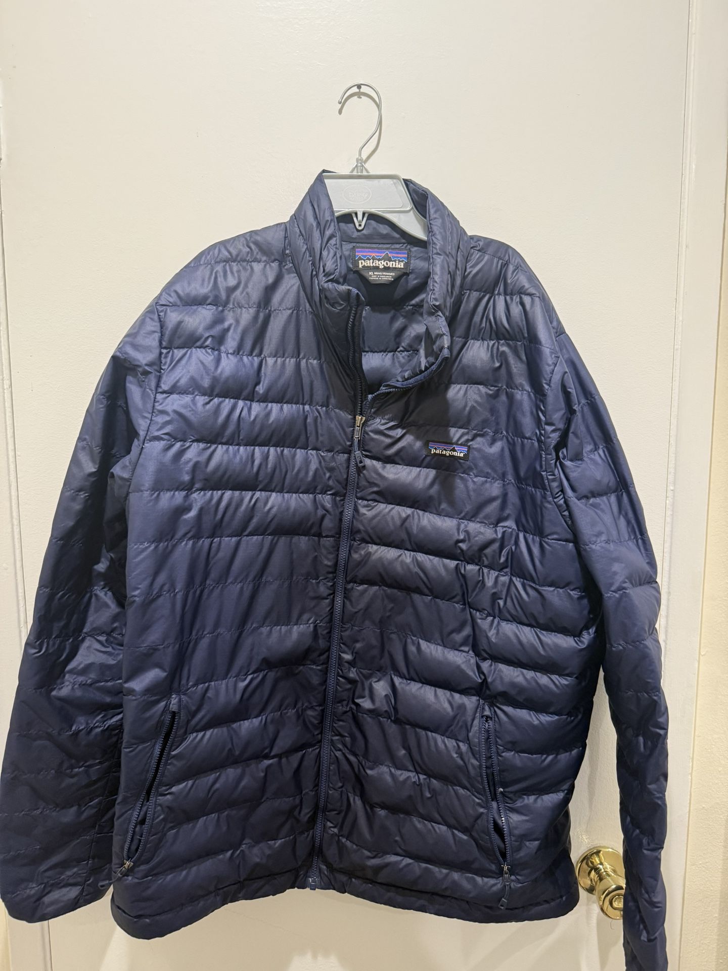 Patagonia Men’s Down Sweater Jacket size XL