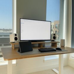 GIGABYTE M32U Arm Edition 31.5" 4K UHD IPS LED Gaming Monitor