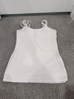 *Lot of 4 Sonoma Goods for Life Brand Women's Seamless Cami's, S*