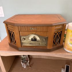 Emerson Vinyl Player 