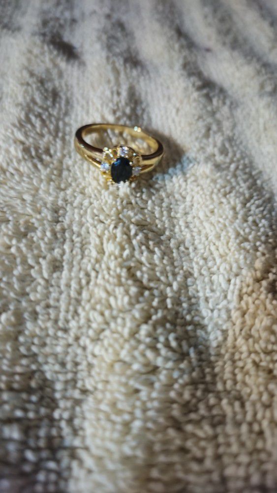 Women's Onyx Garnt Gold Tone Ring 